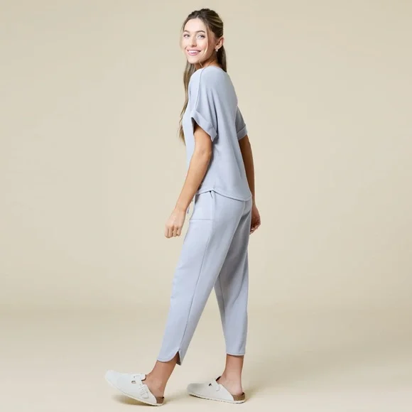 SOFTiES PureDream Short Raglan Sleeve V-Neck Lounge Set in GREY - NWT